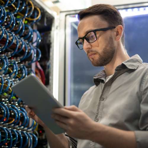 redes y servidores con técnico de ordenadores
