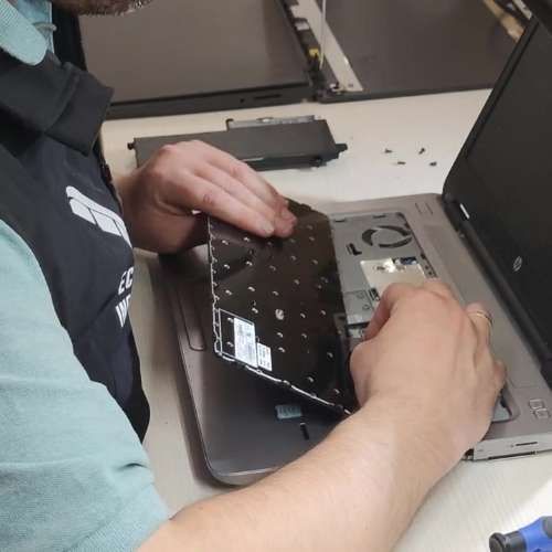 reemplazar teclado portátil roto